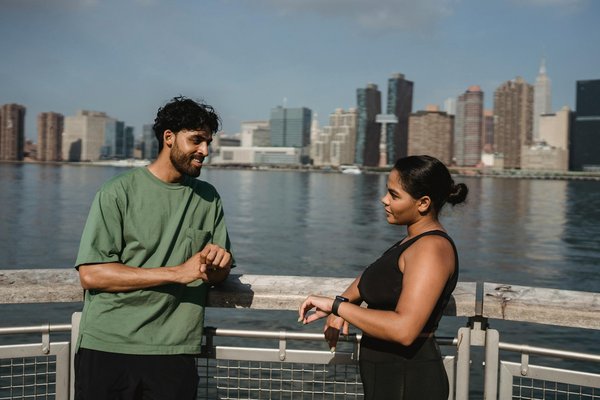 How can UK businesses attract international investment?